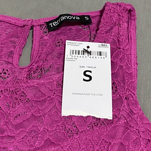 TERRANOVA Sleeveless Lace Shirt, Magenta, Small - Picture 3 of 4